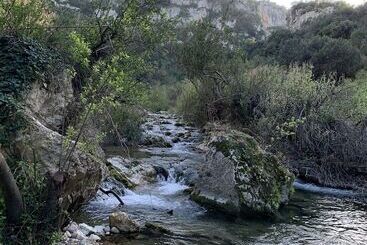 فندق Agriturismo Pantalica Ranch