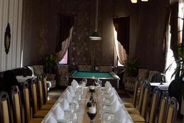 בית מלון כפרי Rusu