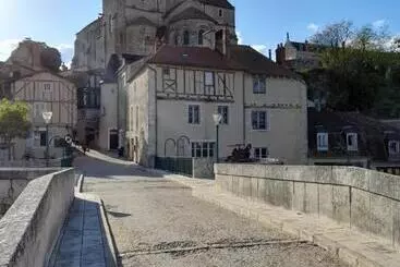 Turistihuoneistot Belle Maison De Ville Sur 2 étages Dans Le Quartier Historique Paisible De La Ville Avec Terrasse Pr