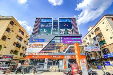 Fabhotel Ssr Fern Suites Nr Gsm Mall