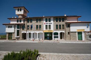 Hotel Lalov Egrek