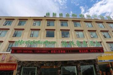 בית מלון כפרי Greentree Inn Tibet Nyingchi City Biji Shenshan