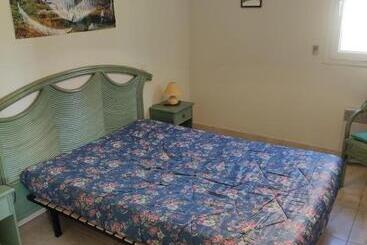 דירות לתיירים Les Jardins D Armand