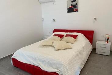 Apartamenty turystyczne Villa Lime