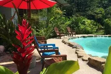 Hotel Rema K A Y A K Lodge