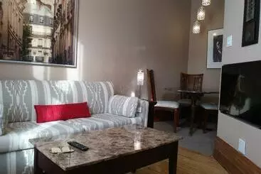 Majatalo Vieux Old Farnham Appart Condotel