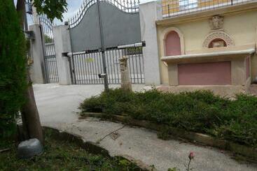 Majatalo Villa Yucca