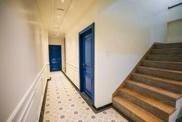 Отель Ganga Maiya