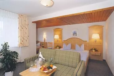 Отель Ginsberger Heide