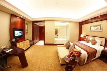 Отель Howard Johnson Minmetals Plaza