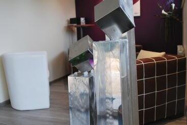 호텔 Hôtel Les Perce Neige