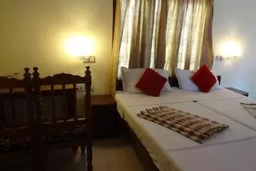 Hotel Sea View Palace   The Beach