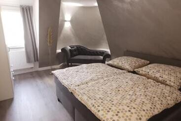 דירות לתיירים Ferienwohnung Moselterrasse