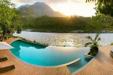 هتل Anand Kashi By The Ganges Rishikesh   Ihcl Seleqtions