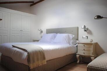 ツーリストアパートメント La Otra Kasa