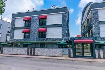 Turistihuoneistot Oniks Comfort Suites