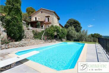 Turistlägenheter Domaine De La Rochere