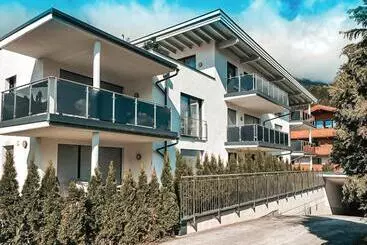 Ferienwohnungen Alpenluxus Presents Cloud 9 Private Roof Terrace With Whirlpool