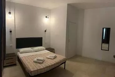 Pension  Galleria Del Toro 3 Rooms