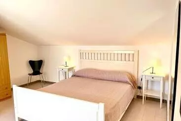 Turistihuoneistot Villetta Sofia   800m Dal Mare