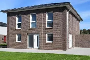 Turistihuoneistot Ferienhaus 017 In Burhave