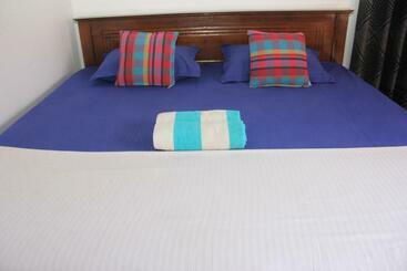 Bed and Breakfast Sandaru Holiday Resort