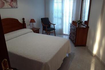 شقق خاصة سياحية Chavesb Apartamento En Vilaxoan De Arousa