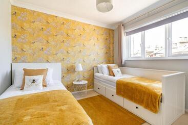 آپارتمان‌های توریست‌ها Onyx Bay   Whole Apartment   Wifi   Beach   2 Bed   Broadstairs Town