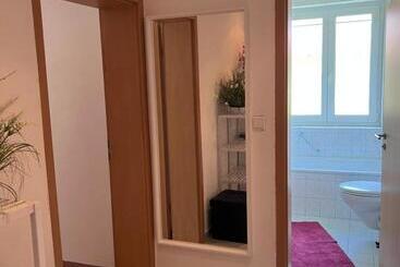 آپارتمان‌های توریست‌ها Rose No 4