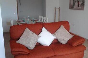 ツーリストアパートメント Sol Y Luz