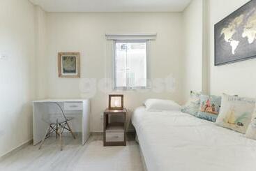 Tourist flats Spacious 2 Bedroom Apartment In Villa Morra