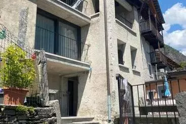 ツーリストアパートメント Casa Lele   Luna