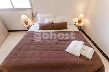 ツーリストアパートメント Comfy Villa Morra Apt