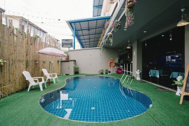بنسيون Noble House Patong
