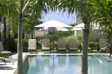 Aparthotel Peppers Balé Luxury Beach Accommodation Kingscliff   Privately Let