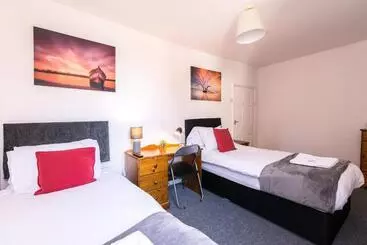 Apartaments turístics Characterful 2 Bed Apartment Spacious & Comfy