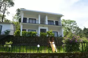 Resort Mist Woods Vagamon