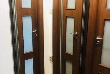 آپارتمانهای توریستها Bucharest Apartment Near The Center, Subway, Mall And Park
