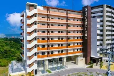 ホテル エンズマリーナ イン ライカム