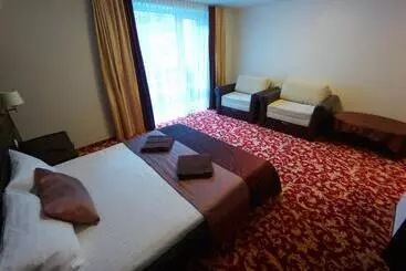 Aparthotel Kunigiškės, Svečių Namai