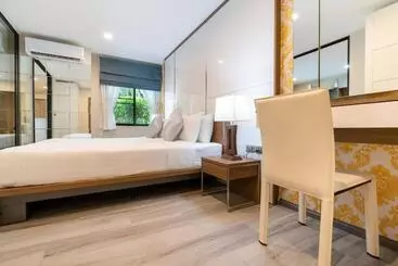 Turistlejligheder Nayang Beach Brand New Executive Luxury Condo
