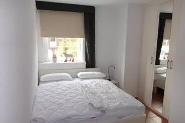 Turistihuoneistot Friesenhuske App