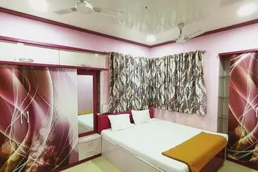 Turistihuoneistot Alibaug Castle Villa