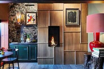 ベッドアンドブレックファースト Maison Fred Luxury Suites