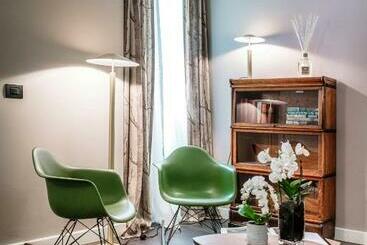 Pension (Hôtel basse catégorie) In Centro Luxury Rooms