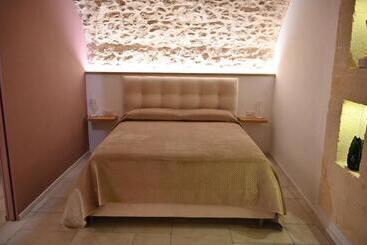 Apartamenty turystyczne Pietrabianca Apartments San Lorenzo