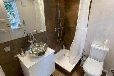 Жильё для туристов Ferienhaus Unter Reet Im Heidedorf Sankt Dionys Bei Lüneburg