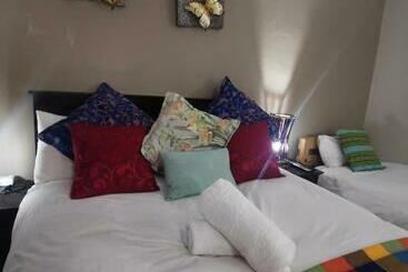 פנסיון Harties 2 Sleeper Double Room With Private Bathroom