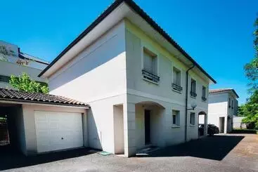 Ferienwohnungen Charmante Maison Familiale