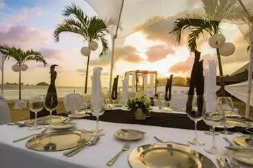 Villa Para 8 Personas 6 Adultos 2 Menores En Hotel Tsoro Ixtapa Wifi Gratis